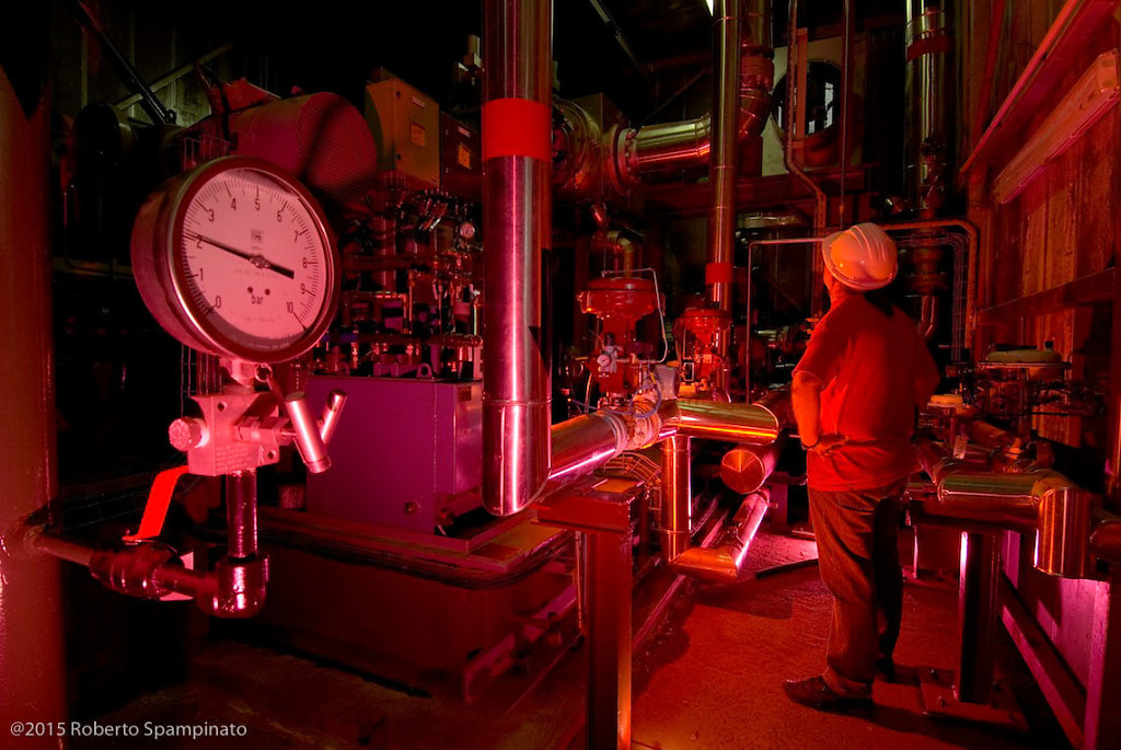 PS10 is the world's first commercial solar tower power plant.