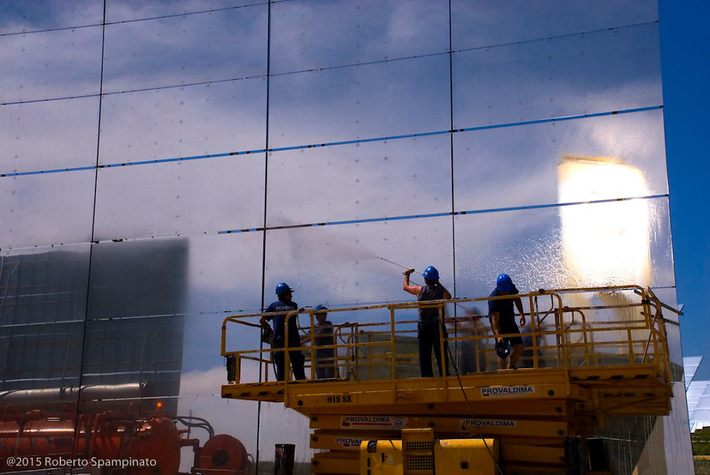 PS10 is the world's first commercial solar tower power plant.